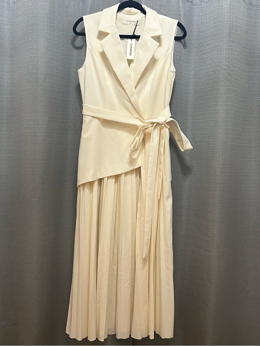 Commense Cream Sleeveless Belted Pleated Blazer Dress